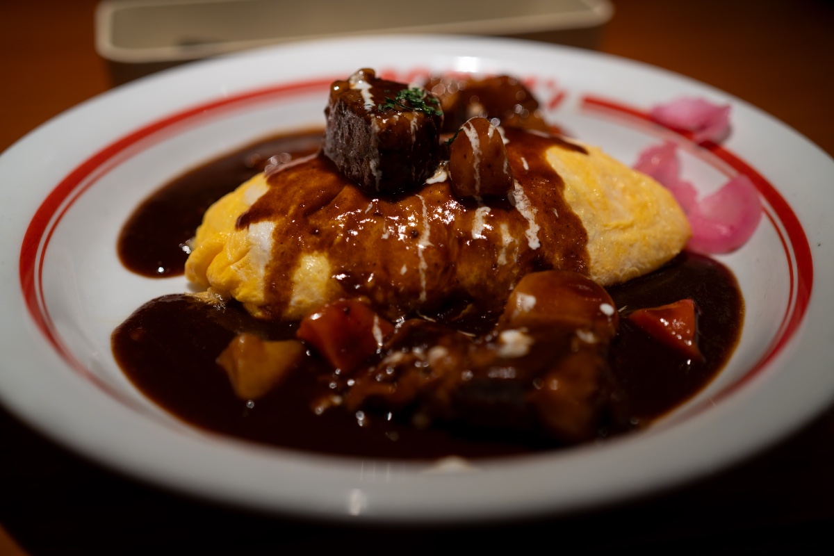 ポムの樹のビーフシチューオムライス