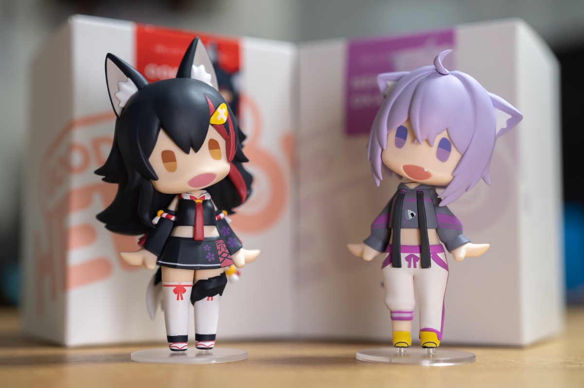 HELLO! GOOD SMILE の大神ミオと猫又おかゆ